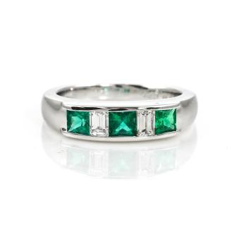 0.49ct Emerald and Diamond Ring
