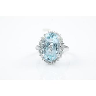 8.43ct Aquamarine and Diamond Ring