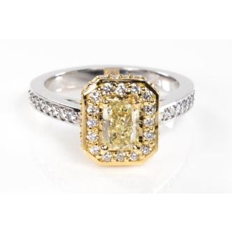 1.03ct Fancy Light Yellow Diamond Ring GIA VS2