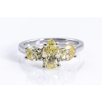 2.16ct Fancy Yellow Diamond Ring GIA