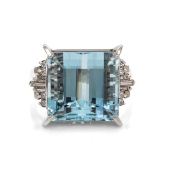 12.65ct Aquamarine and Diamond Ring