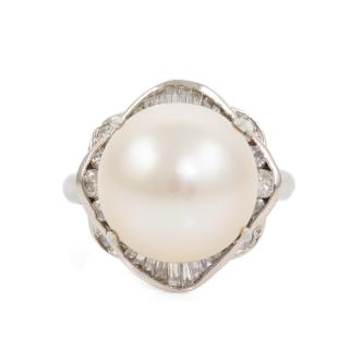 13.4mm South Sea Pearl and Diamond Ring