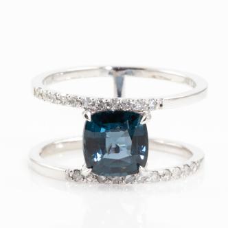 1.66ct Ceylon Spinel and Diamond Ring