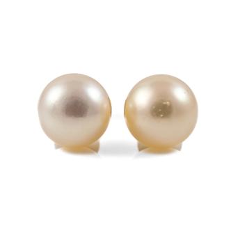 8.5mm Pearl Stud Earrings