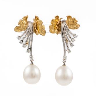 10.1mm South Sea Pearl, Diamond Earrings