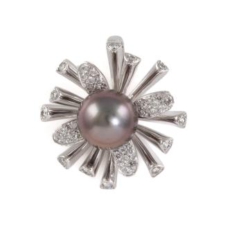 10.1mm Tahitian Pearl & Diamond Pendant