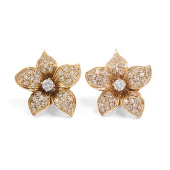 1.28ct Flower Design Earrings