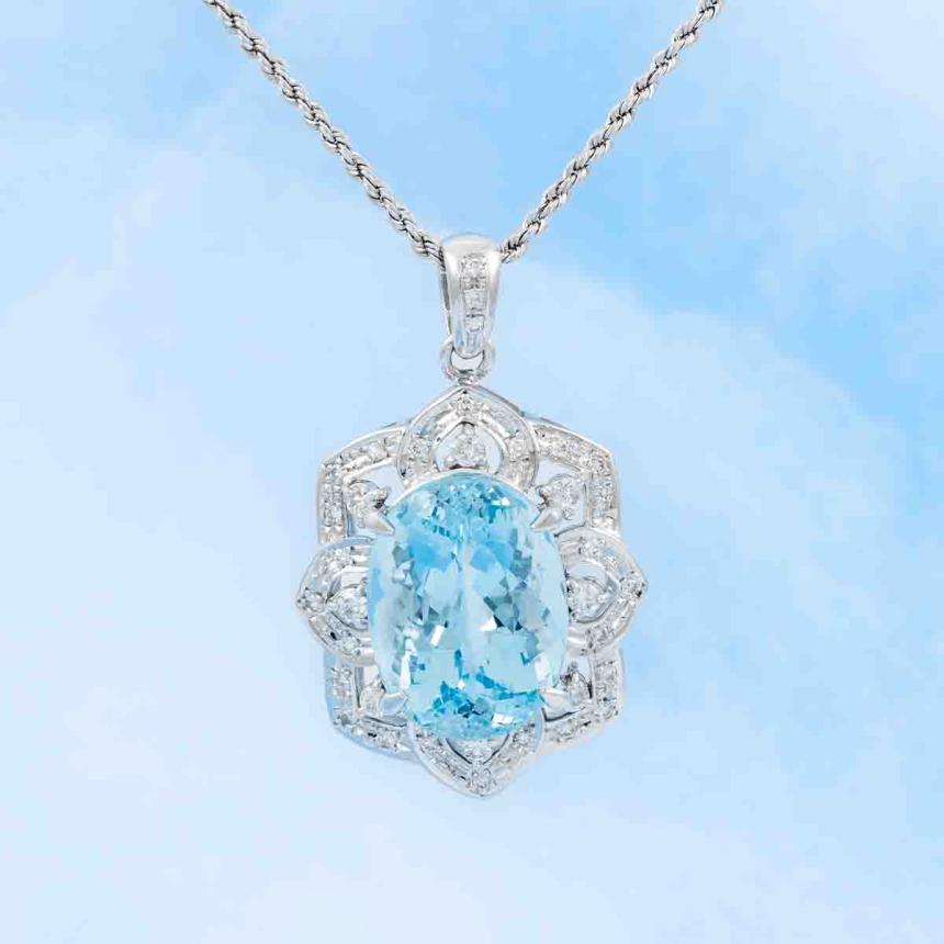 16.69ct Aquamarine & Diamond Pendant