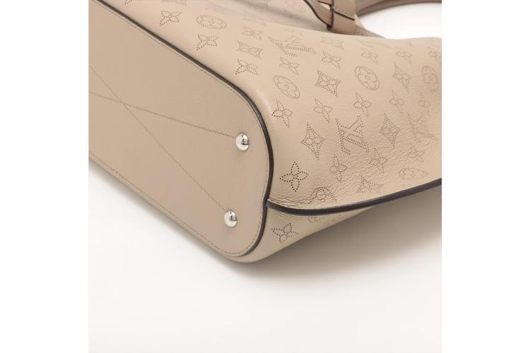 Louis Vuitton Top Handle Girolata Monogram Mahina With Accessories