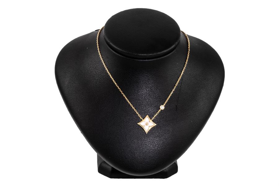 Necklace With Pendant, Louis Vuitton color Blossom Auction