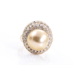 13.0mm South Sea Pearl & Diamond Ring