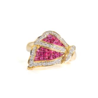 5.78ct Ruby and 0.40ct Diamond Ring