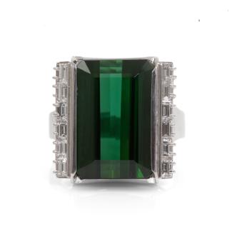 15.35ct Green Tourmaline & Diamond Ring